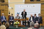 Открытие Форума литературных музеев. В президиуме - А.Горянов, М.Брызгалов, А.Шолохов, Е.Богатырев, В.Толстой, М.Сеславинский, Д.Бак
