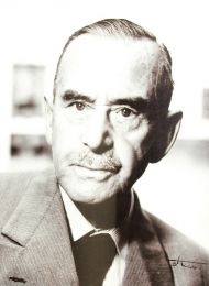 Выставка «ТОМАС МАНН (1875-1955). ЖИЗНЬ ПИСАТЕЛЯ В ФОТОГРАФИЯХ» Выставка «ТОМАС МАНН (1875-1955). ЖИЗНЬ ПИСАТЕЛЯ В ФОТОГРАФИЯХ»